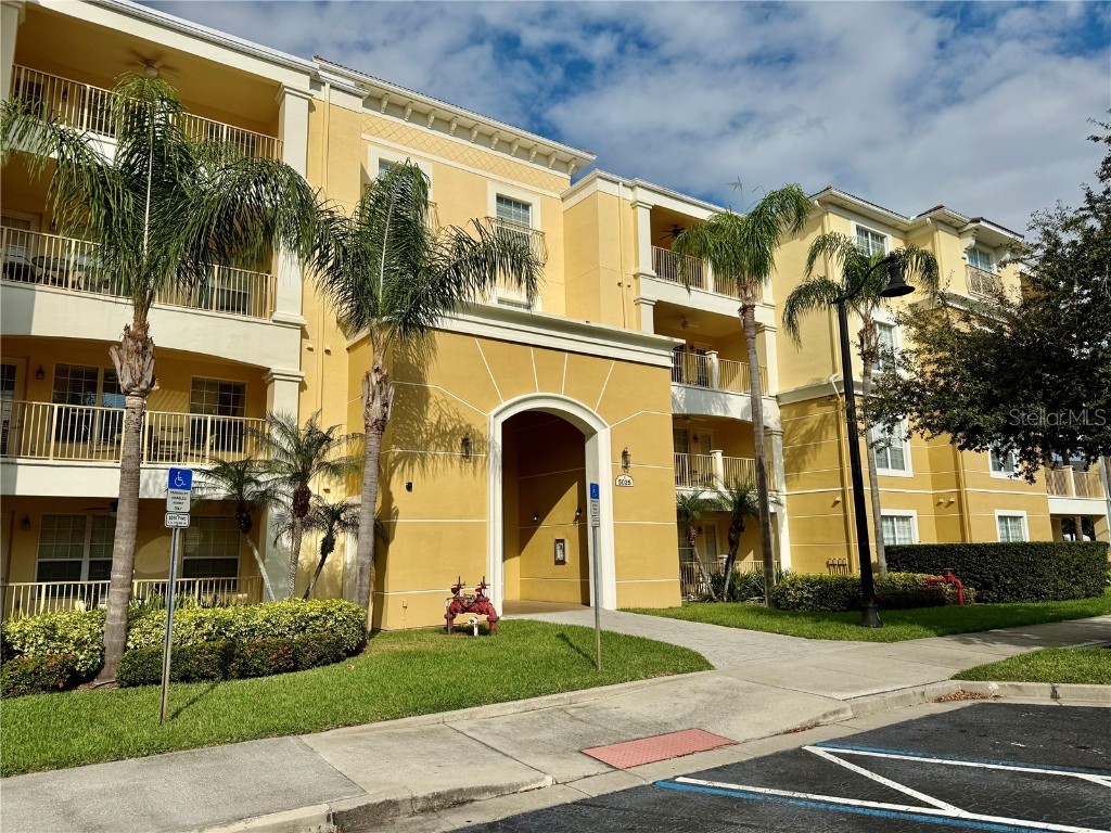 5025 Shoreway Loop #105 Orlando FL 32819 O6364470 image1