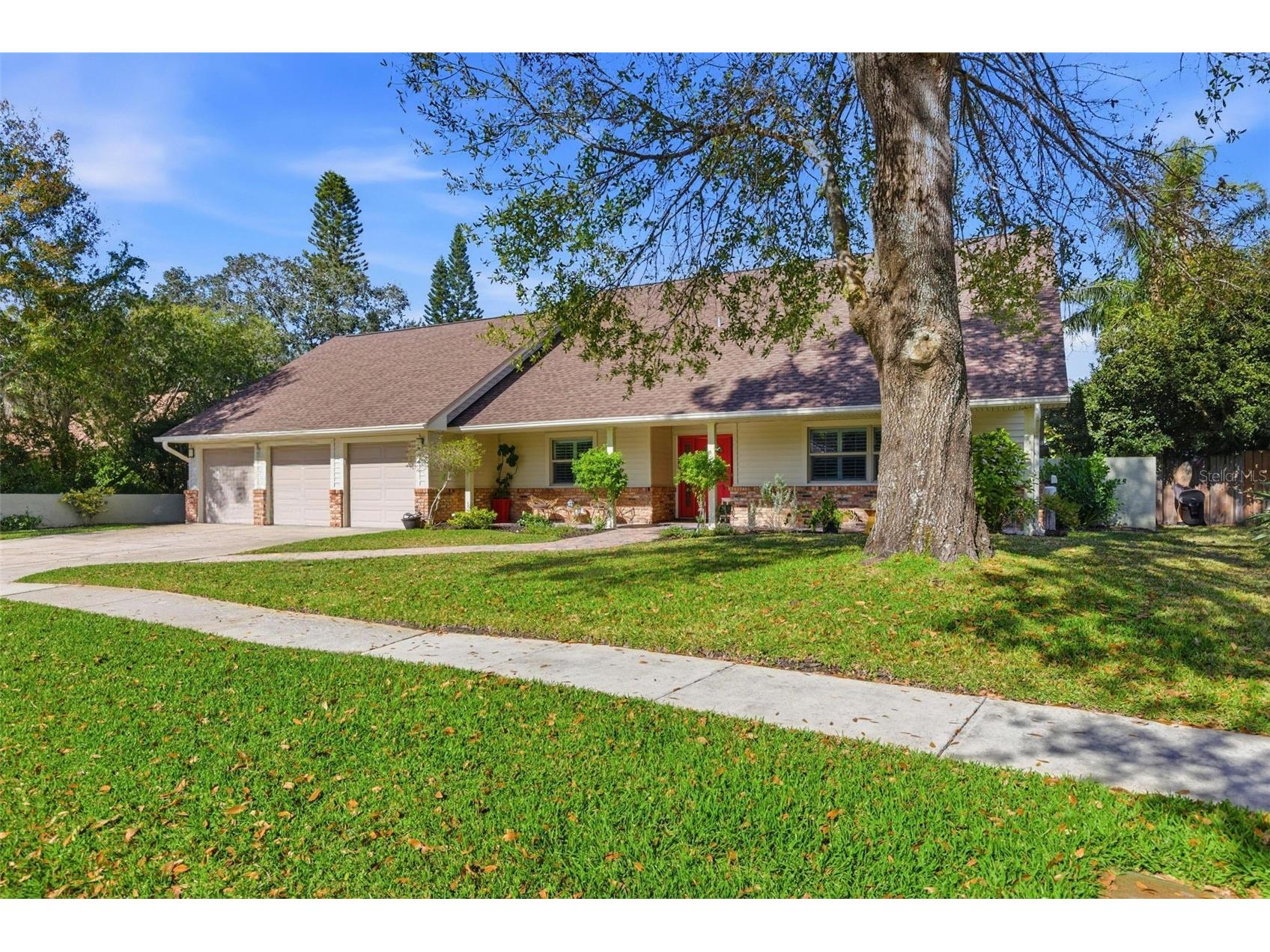 5026 Barrowe Drive Tampa FL 33624 TB8461575 image1
