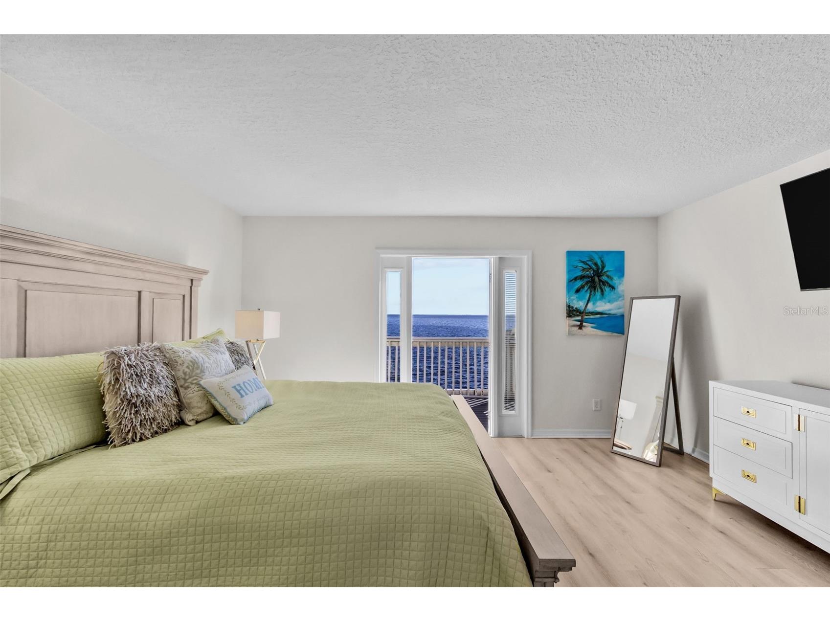 5026 Coquina Key Drive SE #5026 Saint Petersburg FL 33705 - TAMPA BAY TB8493857 image3