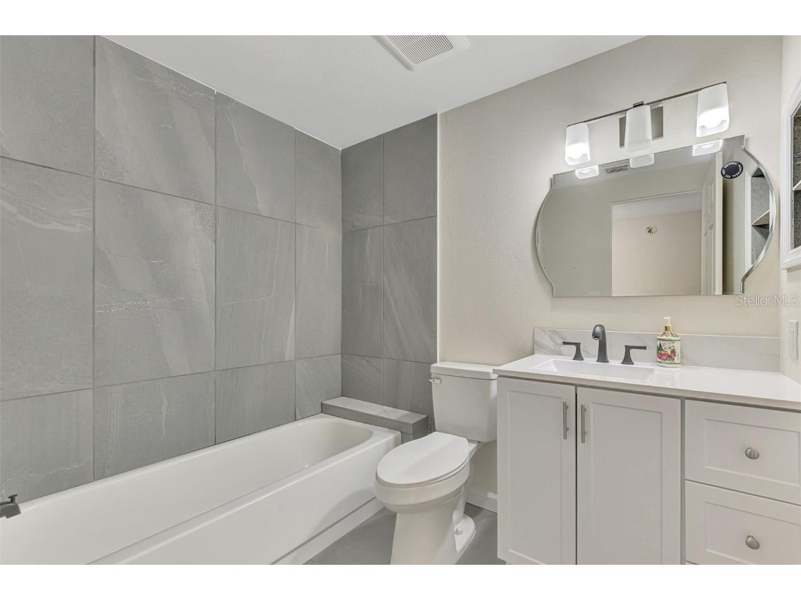 5026 Water Oak Drive #102 Bradenton FL 34207 A4675055 image25
