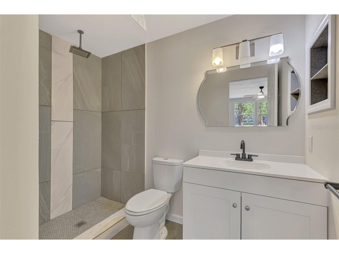 5026 Water Oak Drive #102 Bradenton FL 34207 A4675055 image31