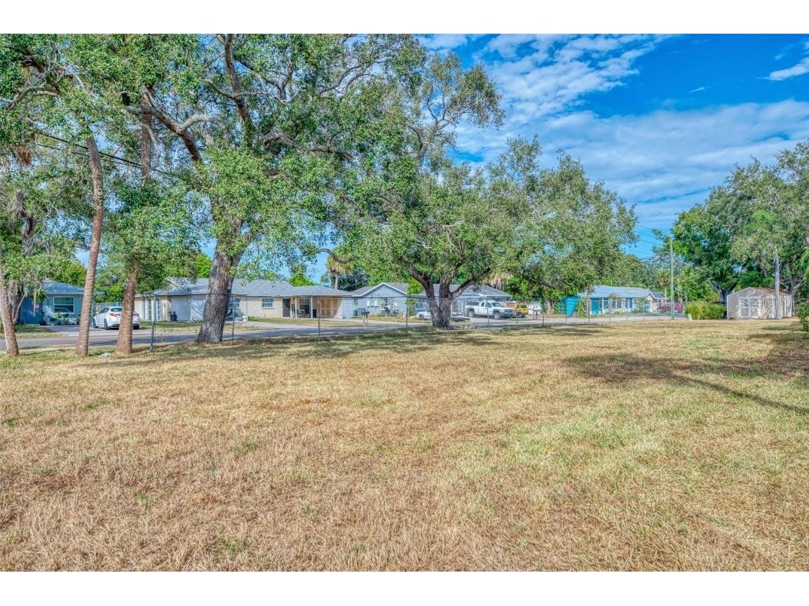 5026 Water Oak Drive #102 Bradenton FL 34207 A4675055 image36