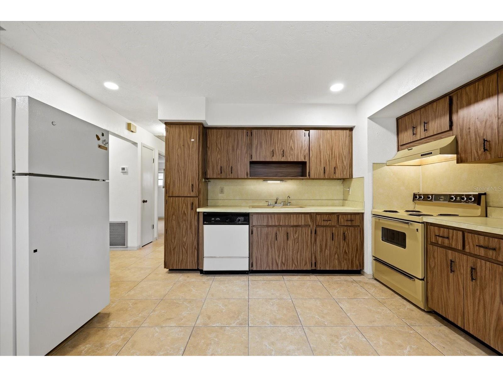 5027 1st Avenue N Saint Petersburg FL 33710 TB8524539 image8