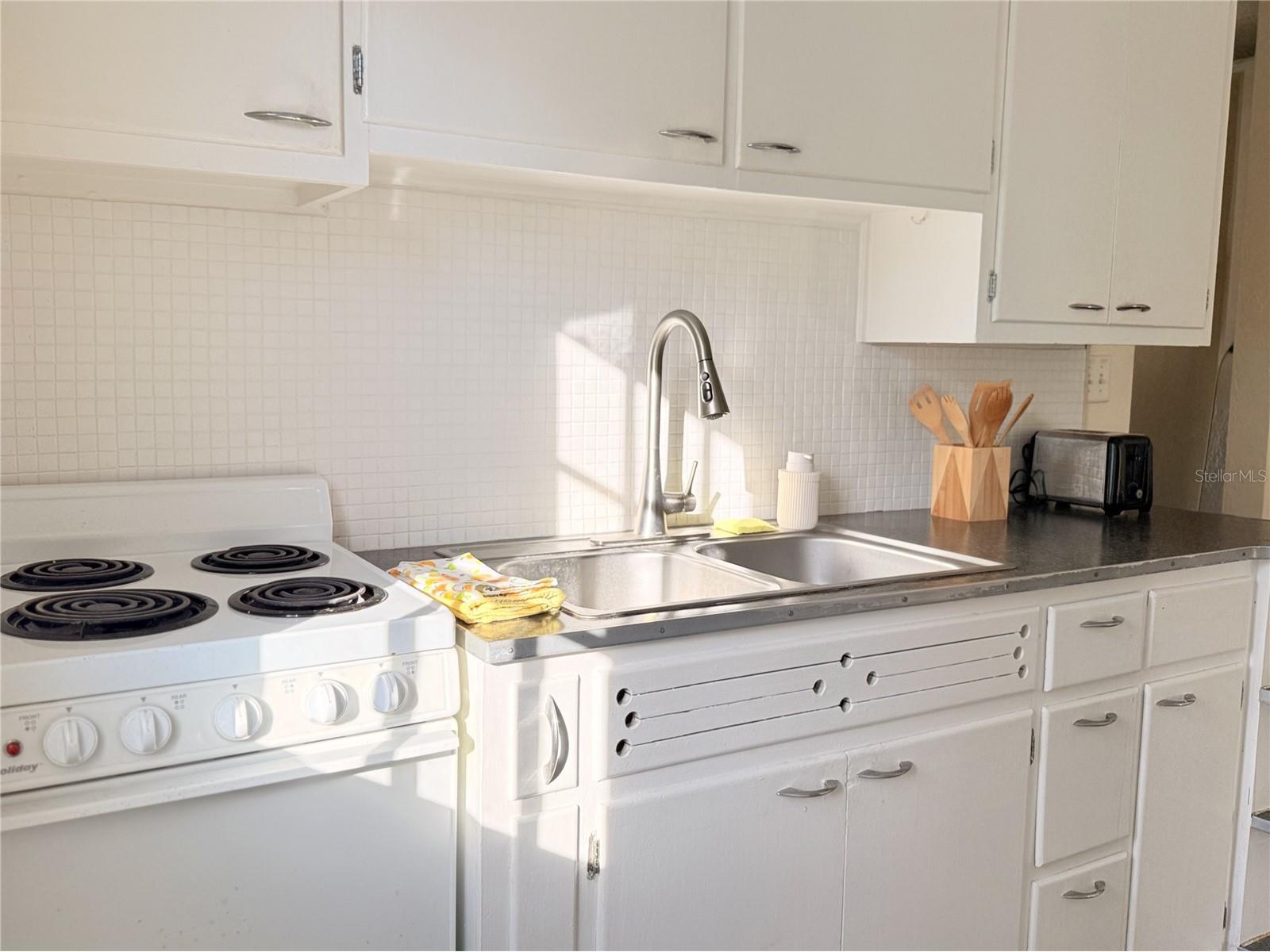 5027 28th Avenue S Gulfport FL 33707 TB8511483 image25
