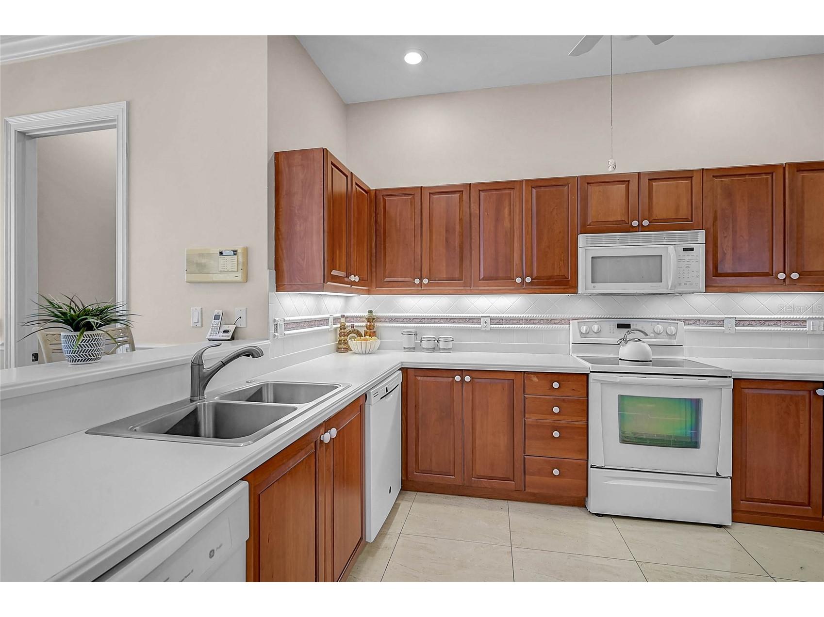 5027 Bella Terra Drive Venice FL 34293 N6144207 image8