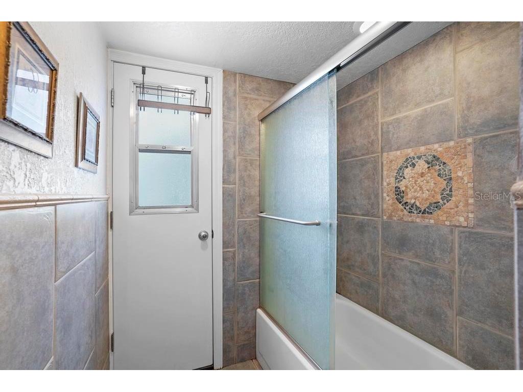 5027 Jamaica Circle #7 Orlando FL 32808 O6263145 image25