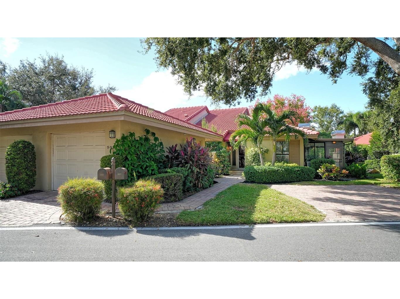 5027 Kestral Park #64 Sarasota FL 34231 A4670504 image1