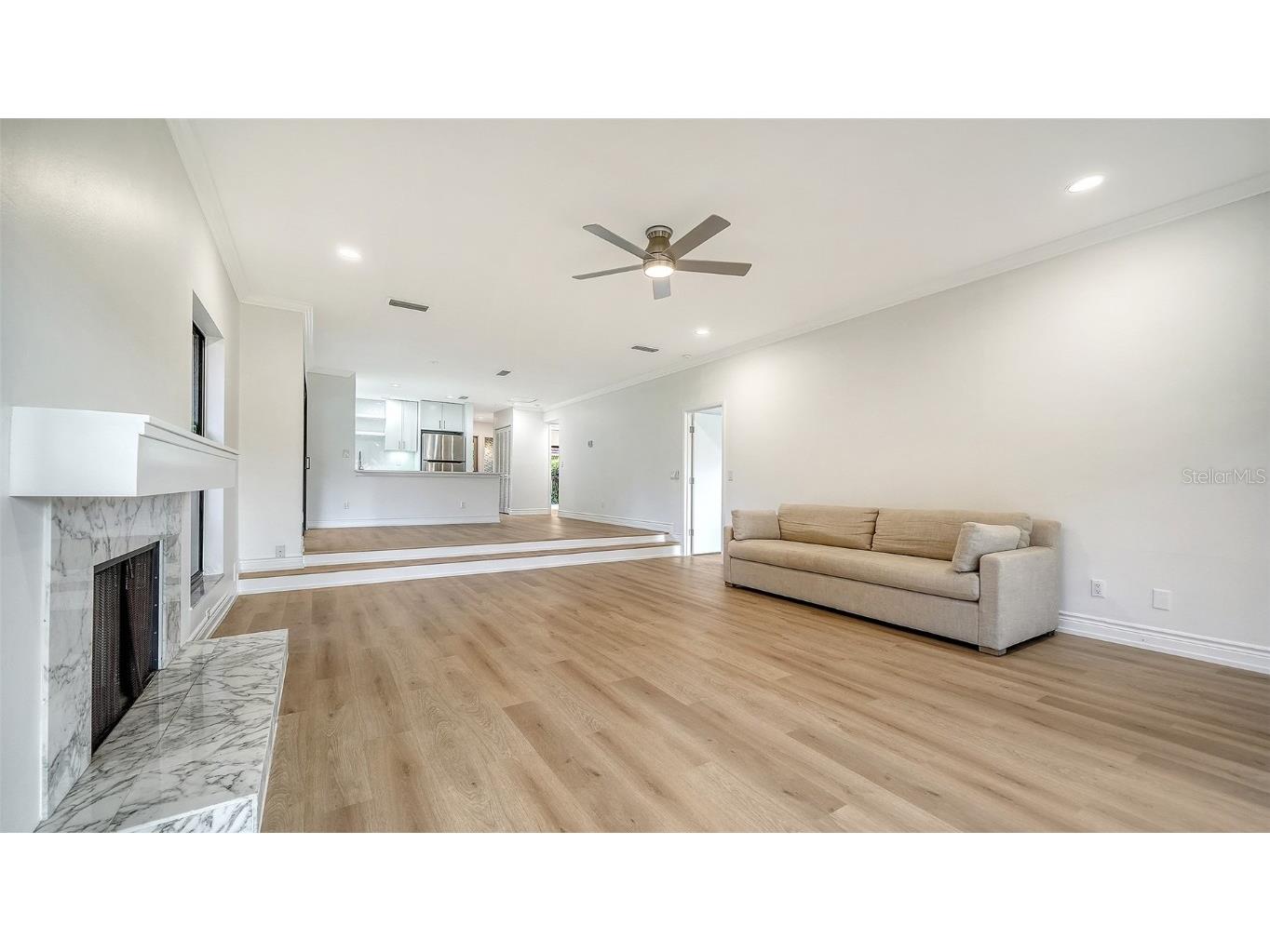 5027 Kestral Park #64 Sarasota FL 34231 A4670504 image12