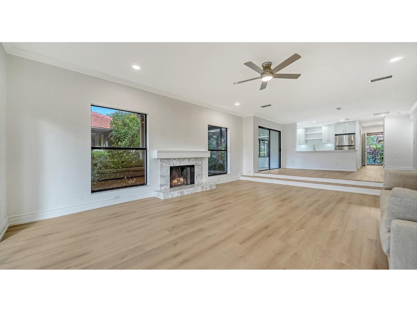 5027 Kestral Park #64 Sarasota FL 34231 A4670504 image4