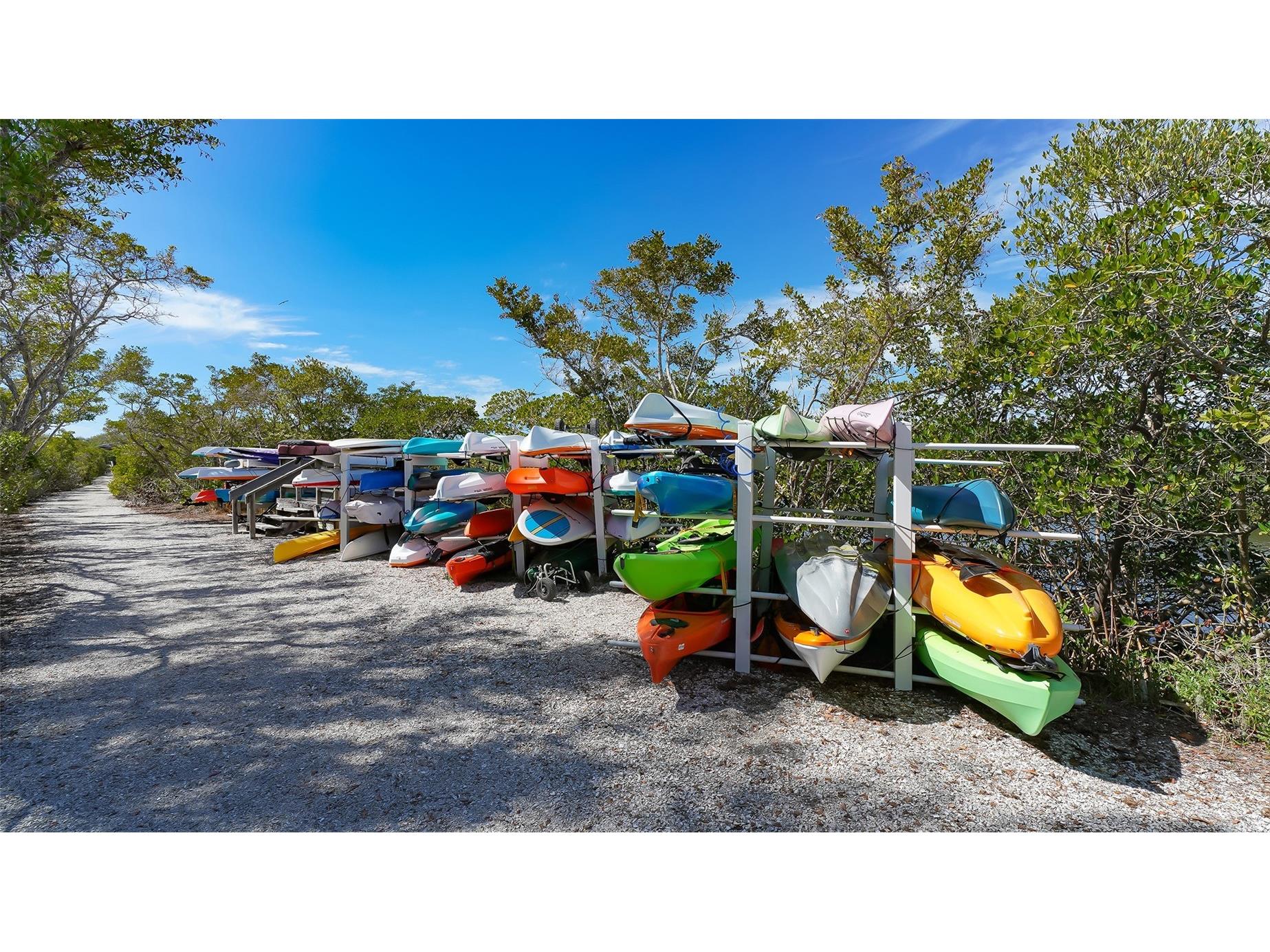 5027 Kestral Park #64 Sarasota FL 34231 A4670504 image53