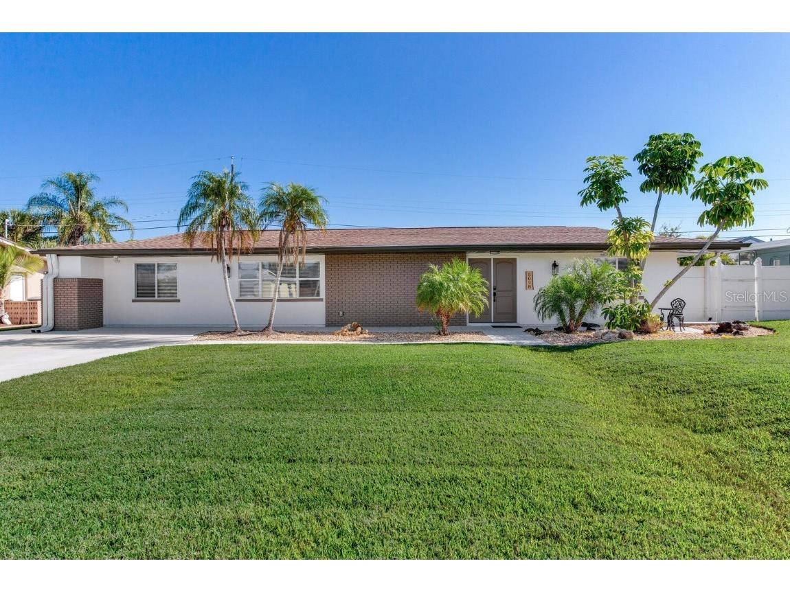 5028 42nd Street S Saint Petersburg FL 33711 TB8452104 image1