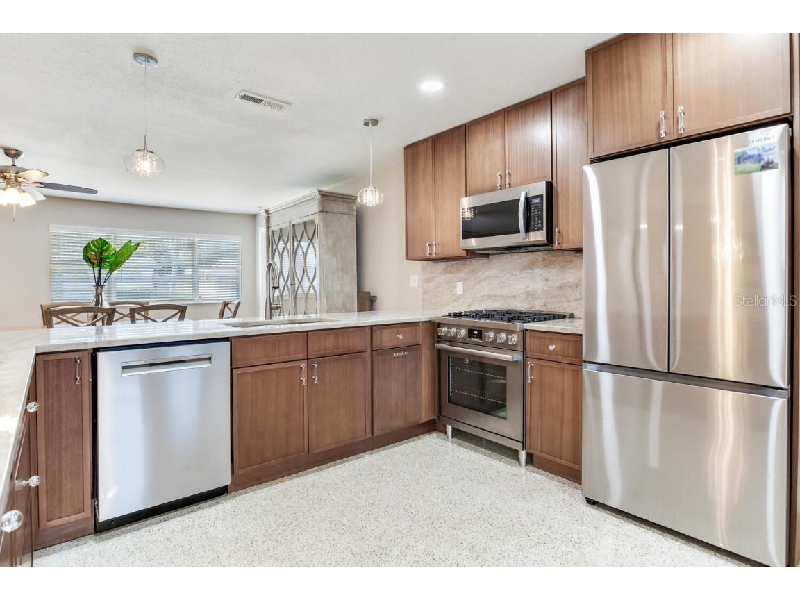 5028 42nd Street S Saint Petersburg FL 33711 TB8452104 image15