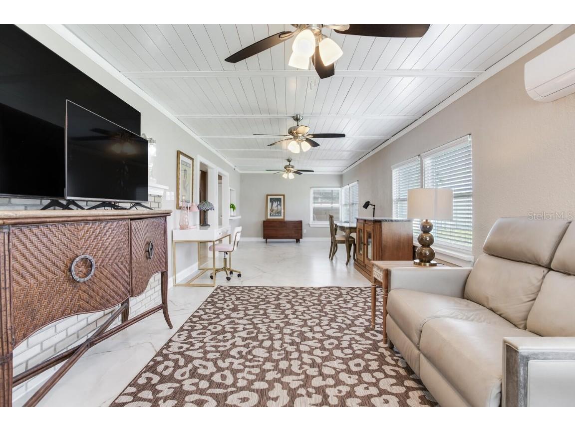 5028 42nd Street S Saint Petersburg FL 33711 TB8452104 image21