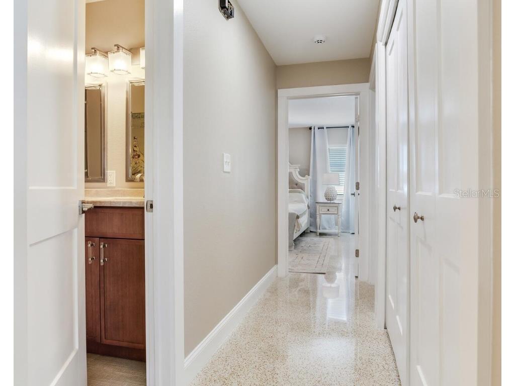 5028 42nd Street S Saint Petersburg FL 33711 TB8452104 image24