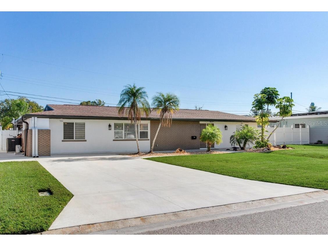 5028 42nd Street S Saint Petersburg FL 33711 TB8452104 image42