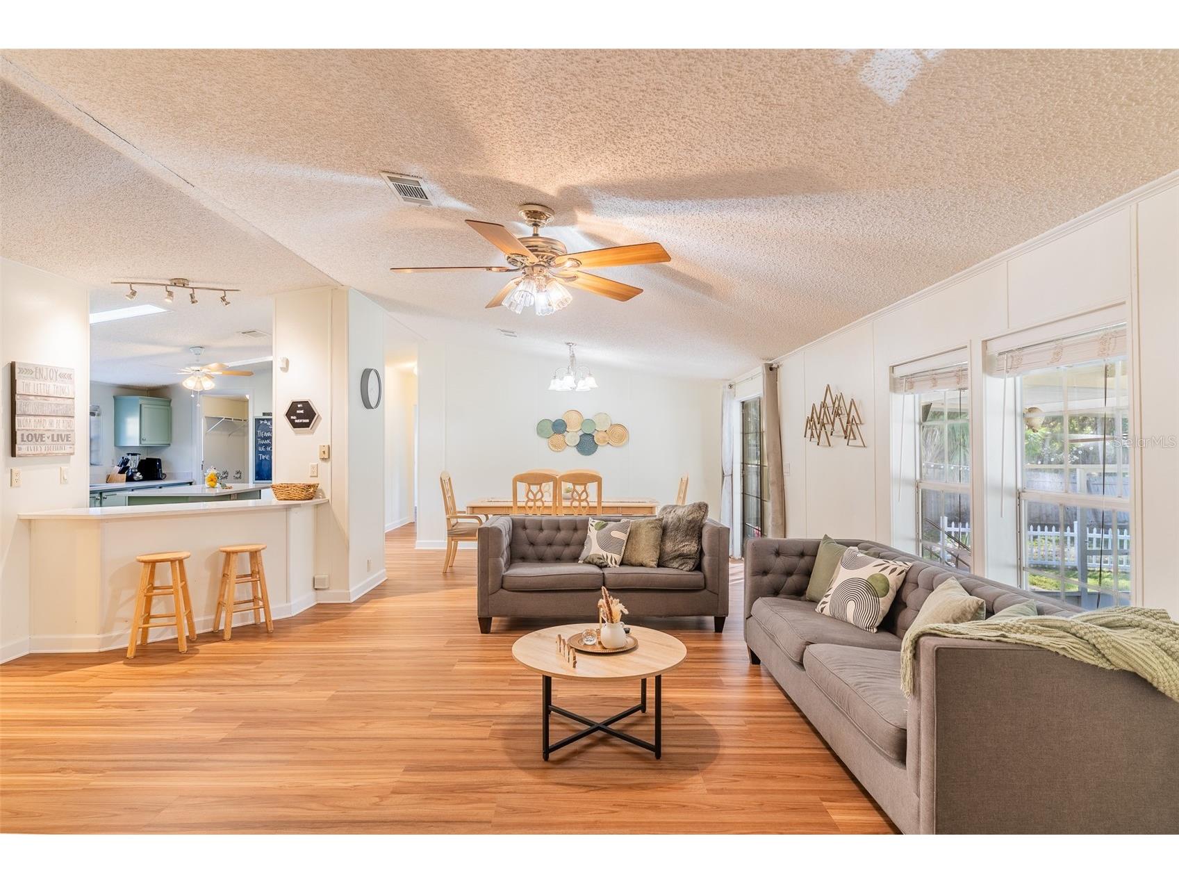 5028 Clewis Avenue Tampa FL 33610 - TAMPA BYPASS CANAL L4958658 image2