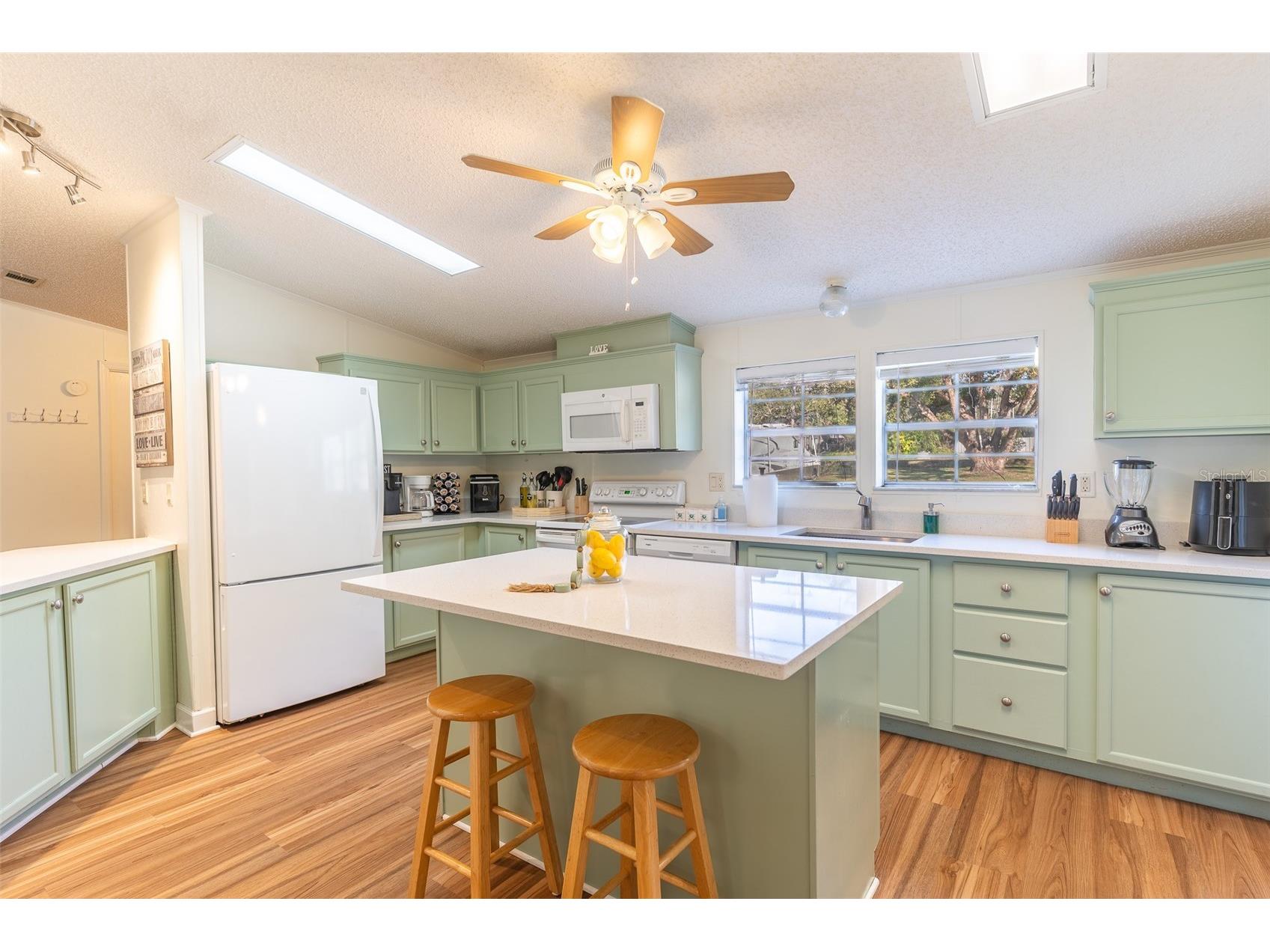 5028 Clewis Avenue Tampa FL 33610 - TAMPA BYPASS CANAL L4958658 image6