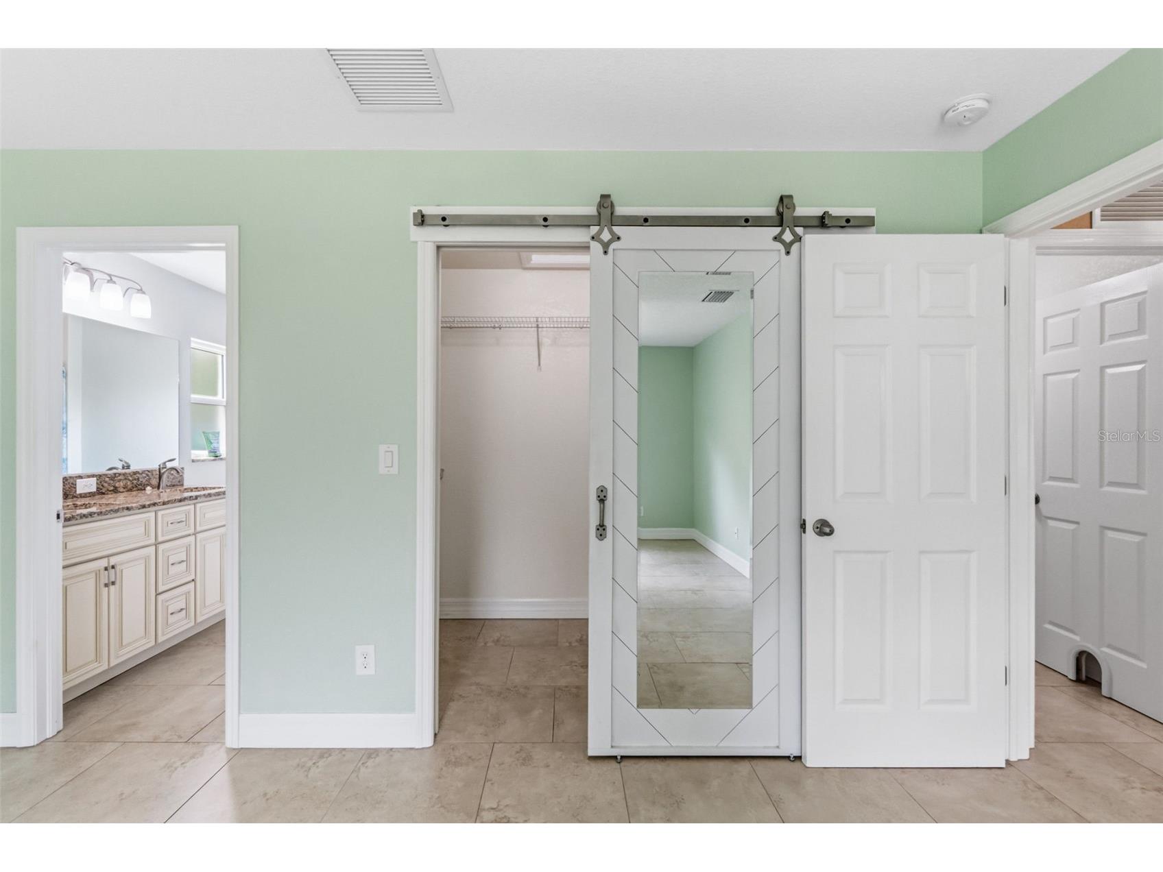 5028 Inverness Street North Port FL 34288 A4686844 image25