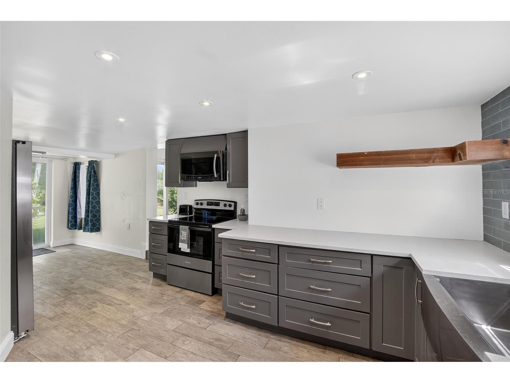 5028 School Road Land O Lakes FL 34638 TB8473255 image15