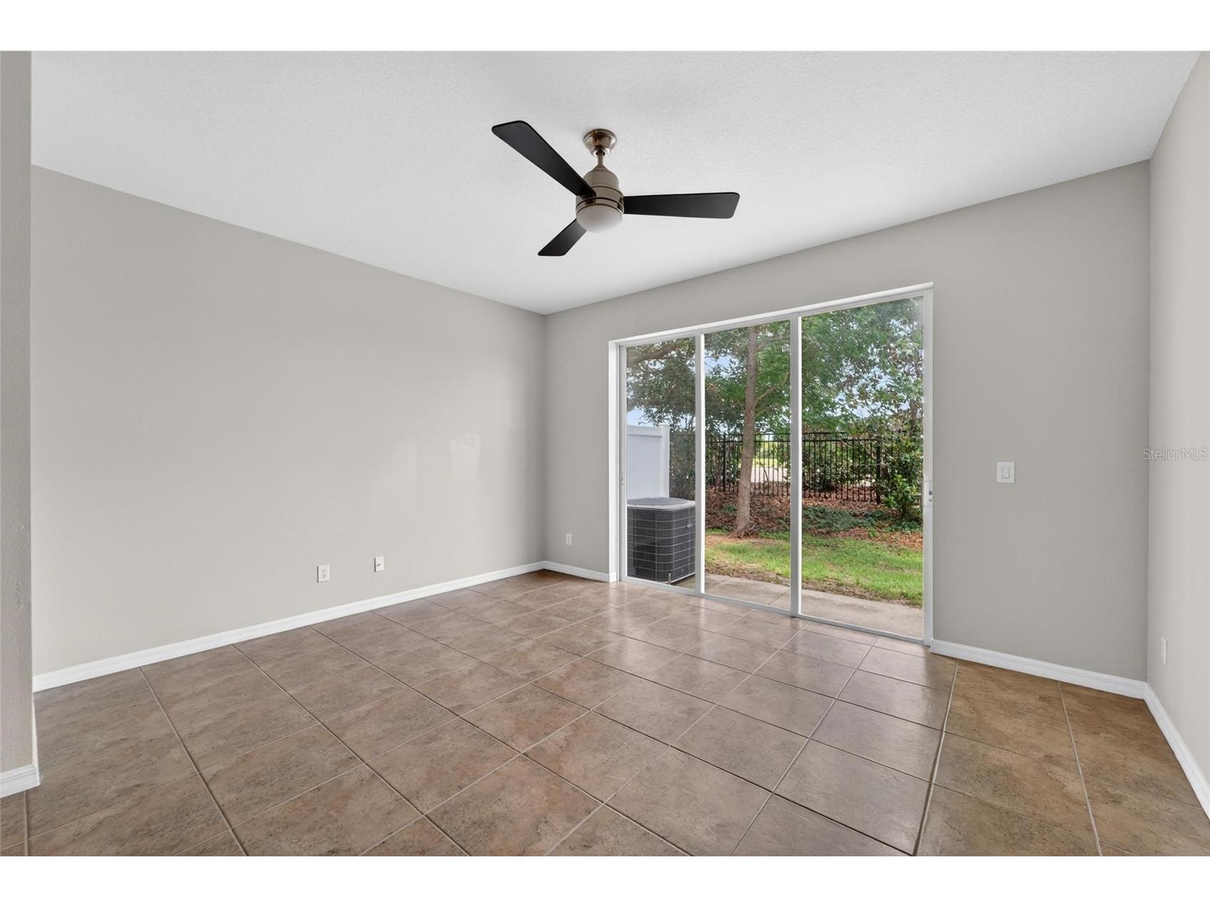 5028 White Sanderling Court Tampa FL 33619 TB8517518 image17