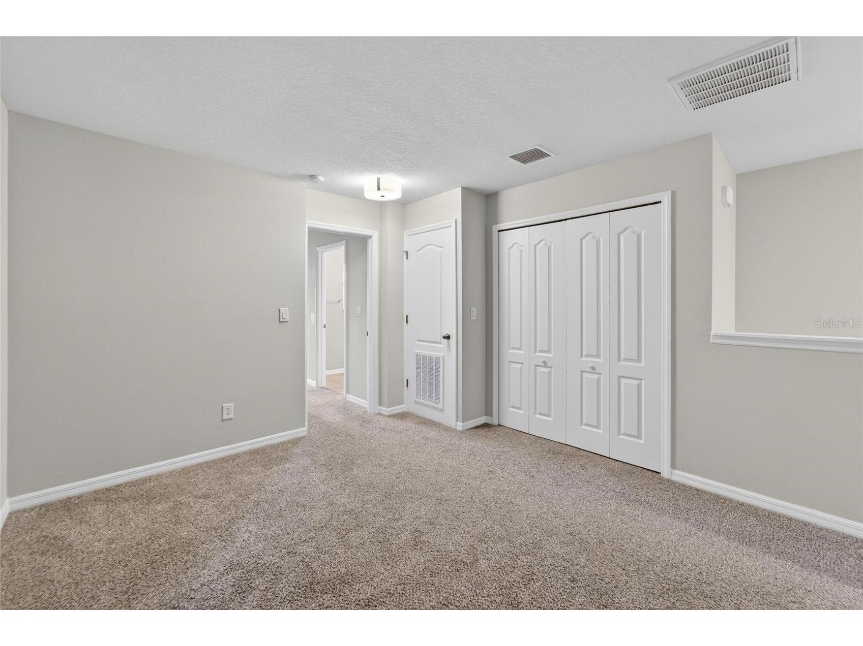 5028 White Sanderling Court Tampa FL 33619 TB8517518 image31
