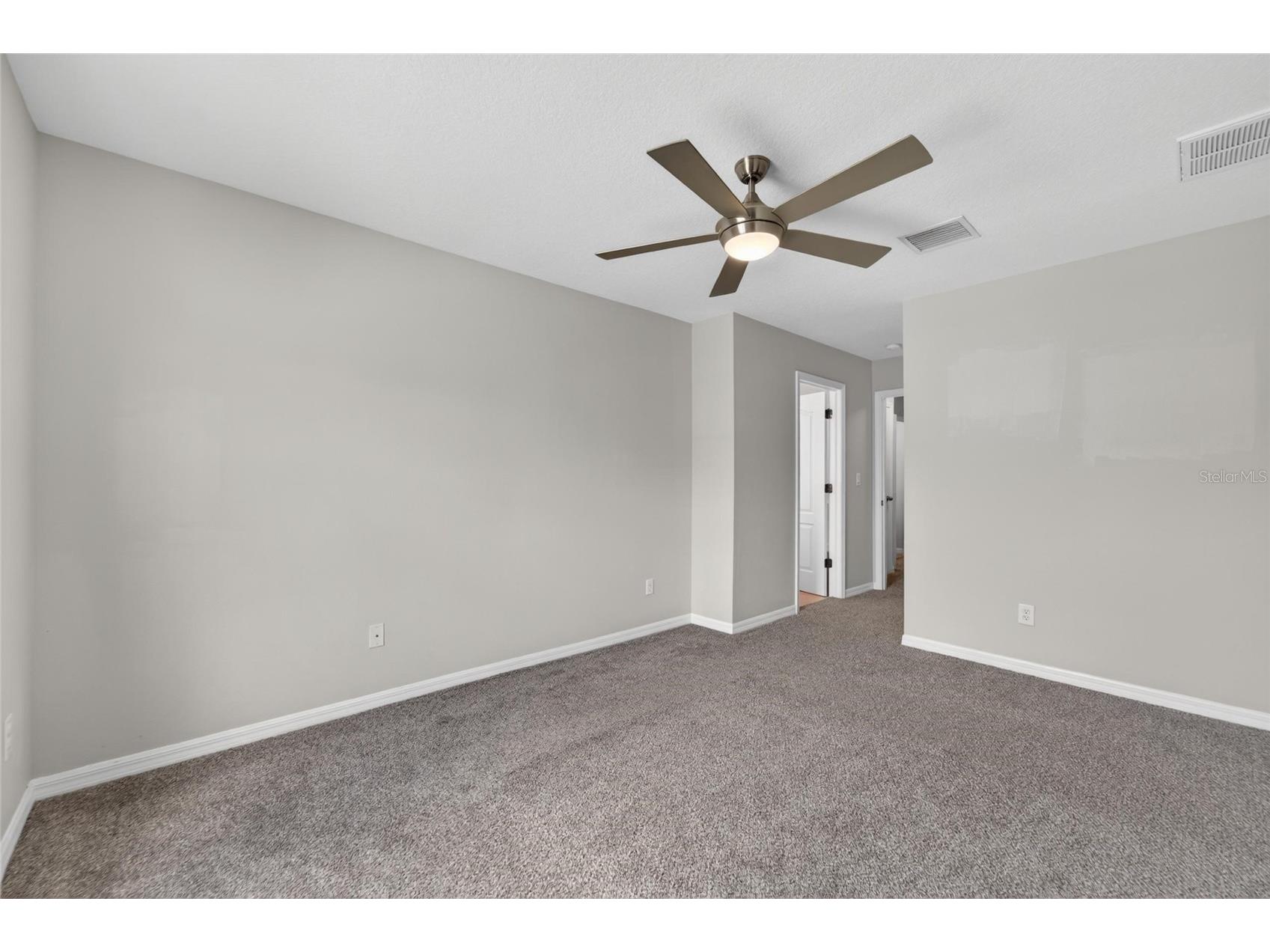 5028 White Sanderling Court Tampa FL 33619 TB8517518 image36