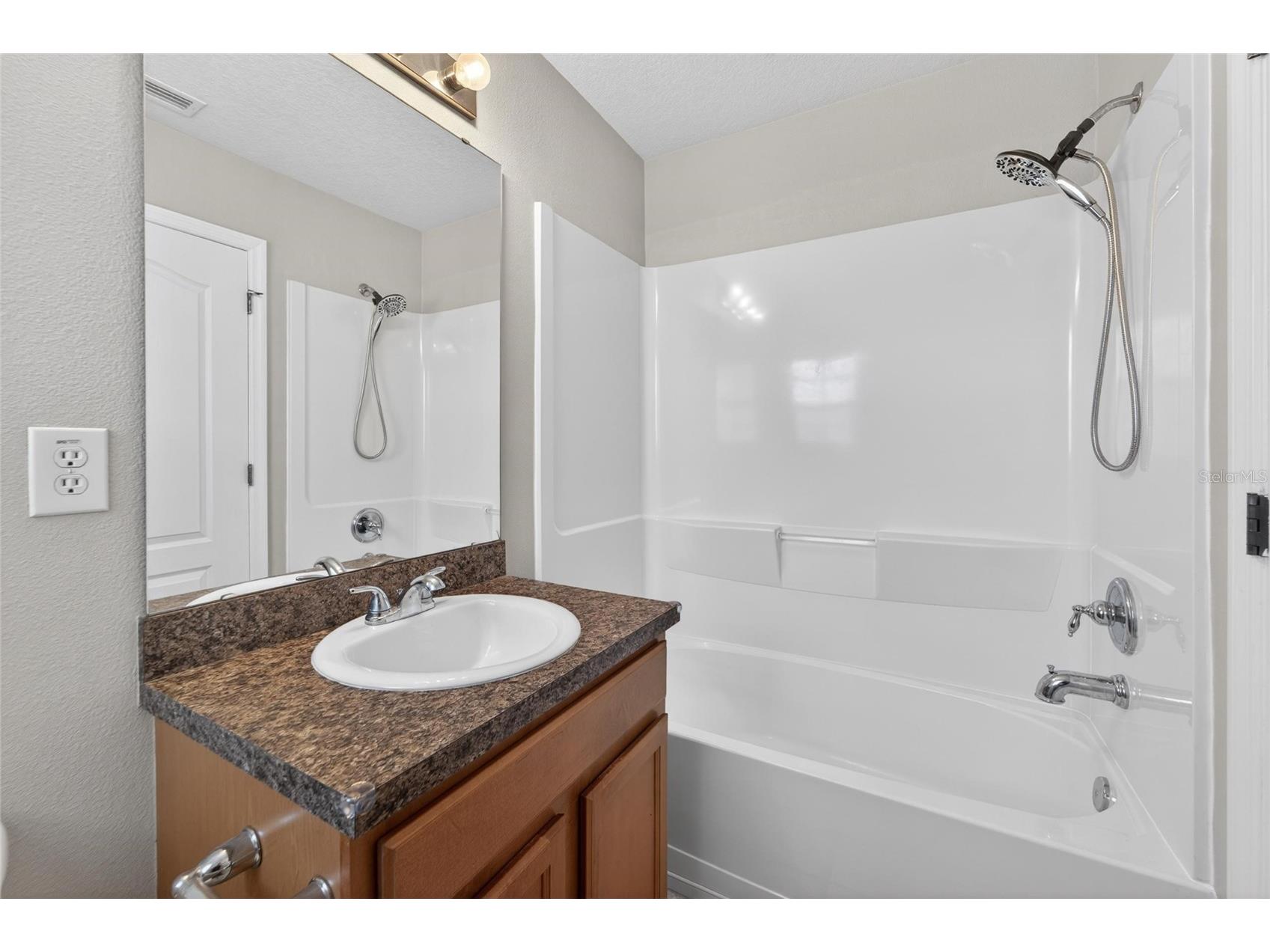 5028 White Sanderling Court Tampa FL 33619 TB8517518 image39