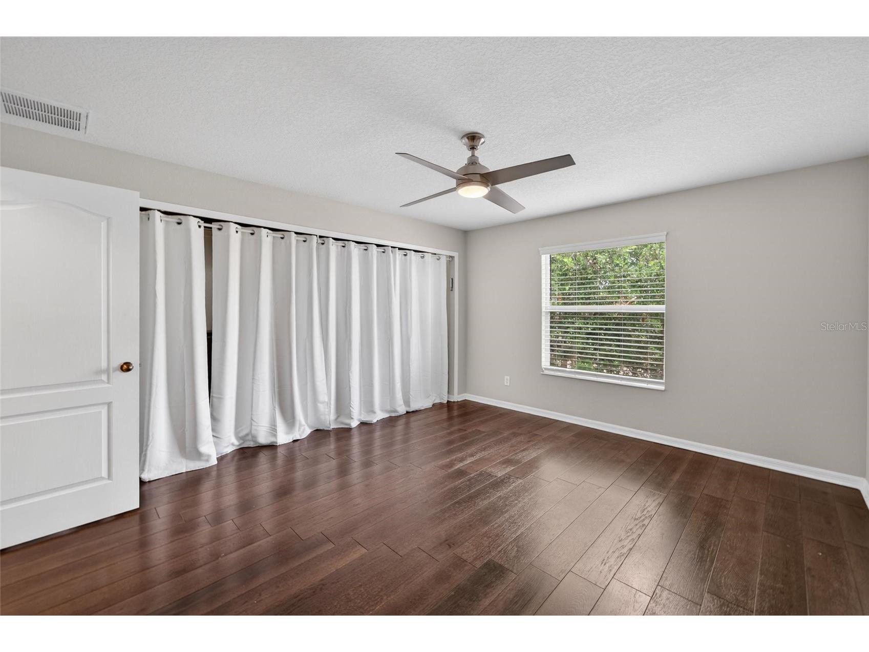 5028 White Sanderling Court Tampa FL 33619 TB8517518 image41