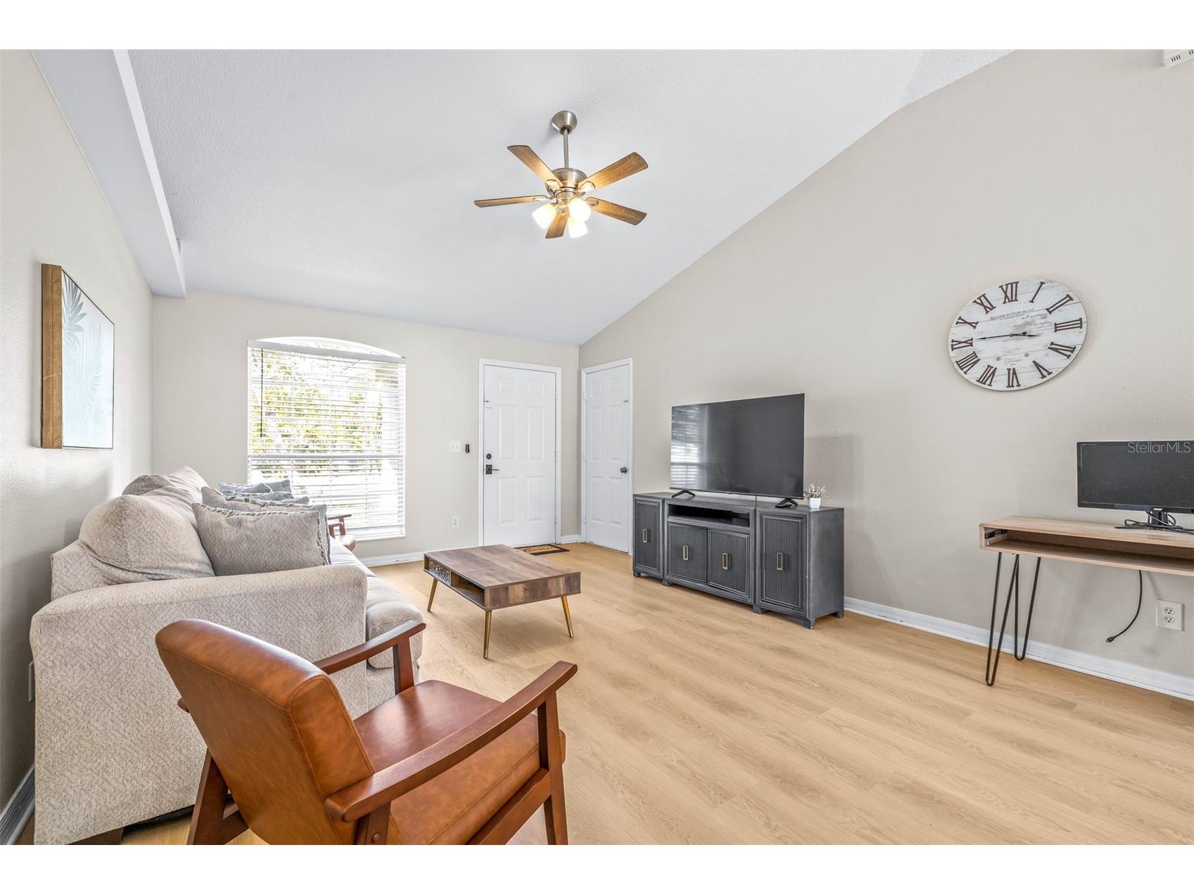 5029 Betty Street N Saint Petersburg FL 33709 TB8493270 image4