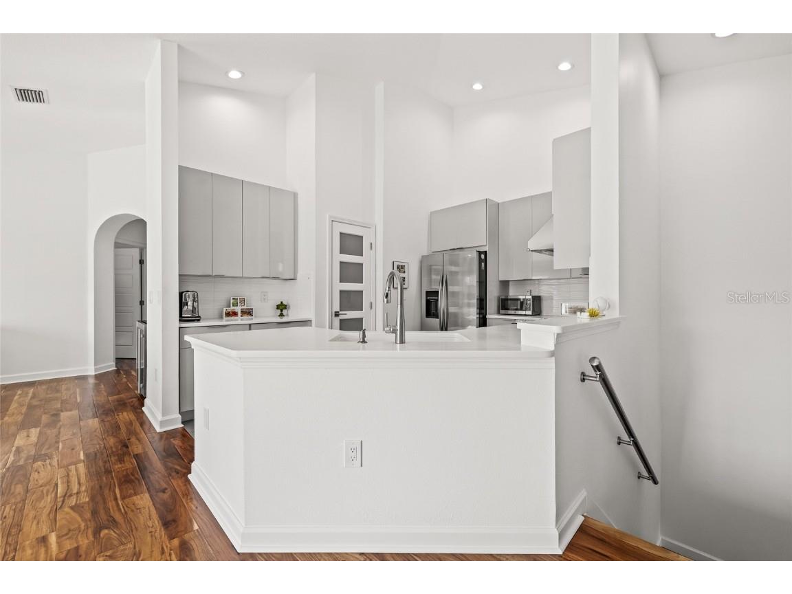 503 51st Avenue N Saint Petersburg FL 33703 TB8445205 image11