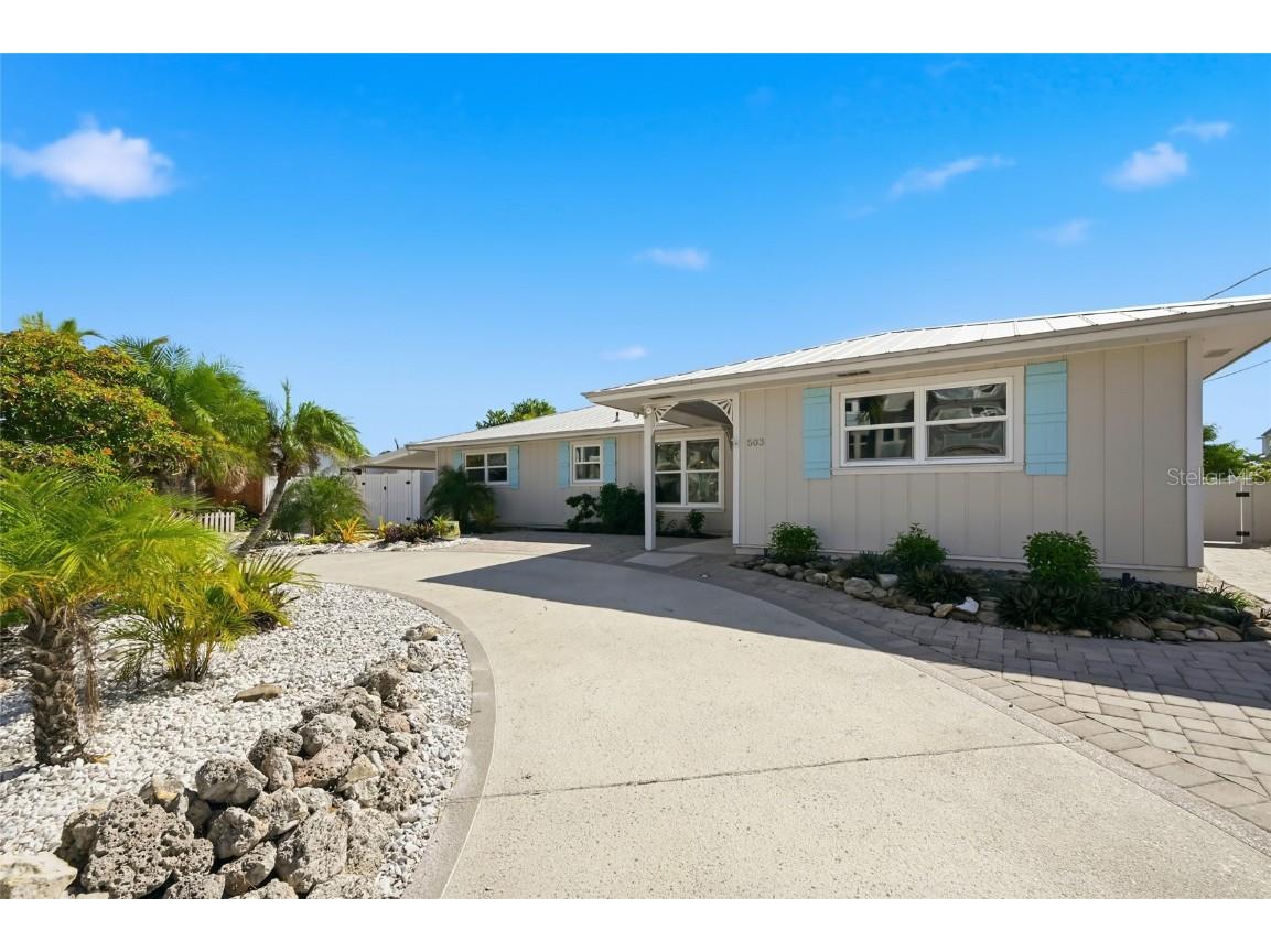 503 65th Street Holmes Beach FL 34217 A4671257 image1