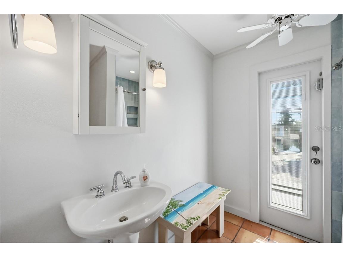 503 65th Street Holmes Beach FL 34217 A4671257 image33