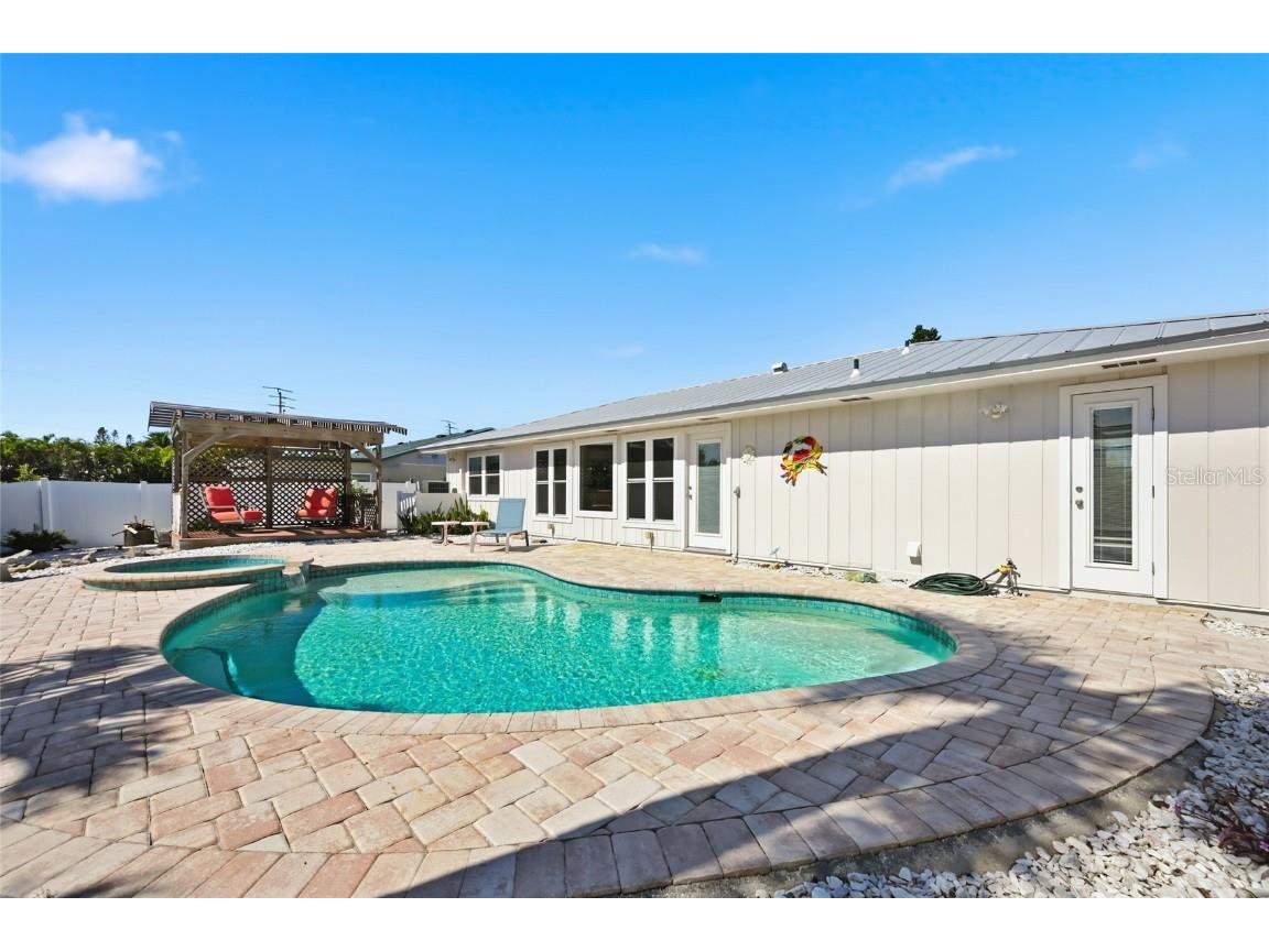 503 65th Street Holmes Beach FL 34217 A4671257 image37