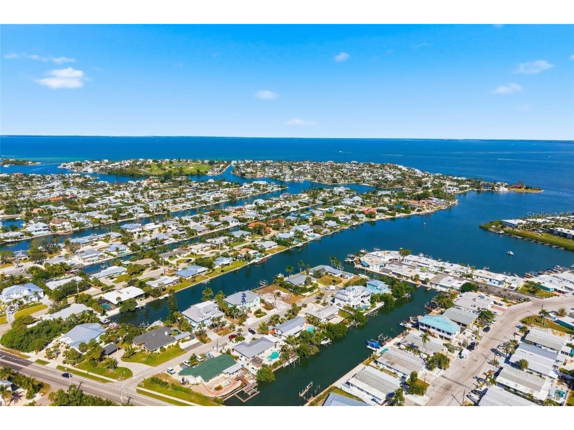 503 65th Street Holmes Beach FL 34217 A4671257 image7