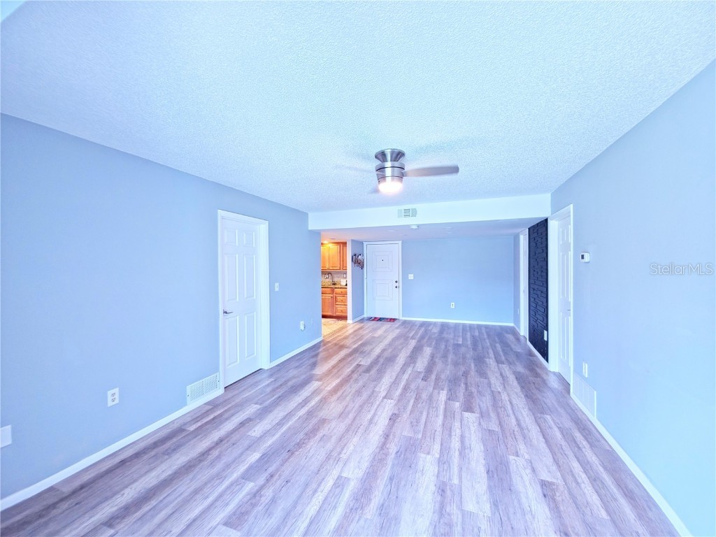 503 Albee Farm Road #B1 Venice FL 34285 A4670991 image6