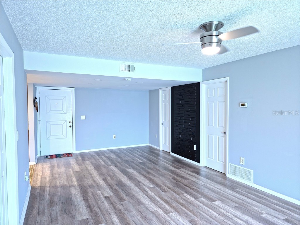 503 Albee Farm Road #B1 Venice FL 34285 A4670991 image7