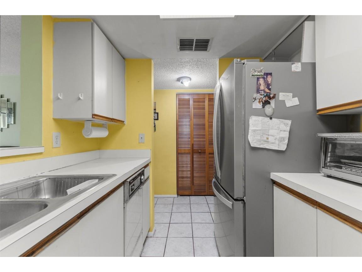 503 Albee Farm Road #B16 Venice FL 34285 A4663520 image8