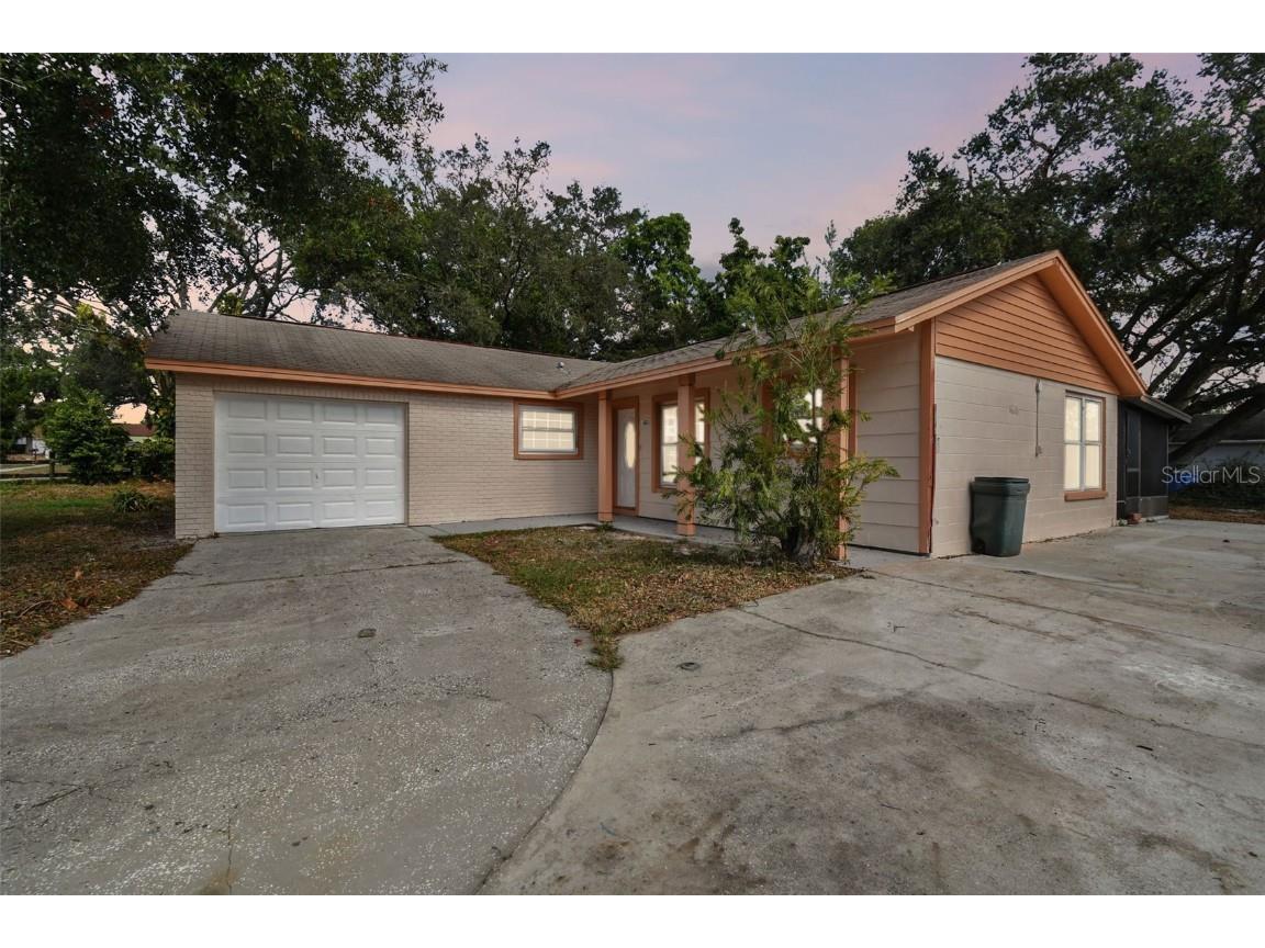 503 Avocado Circle Brandon FL 33510 TB8322942 image1