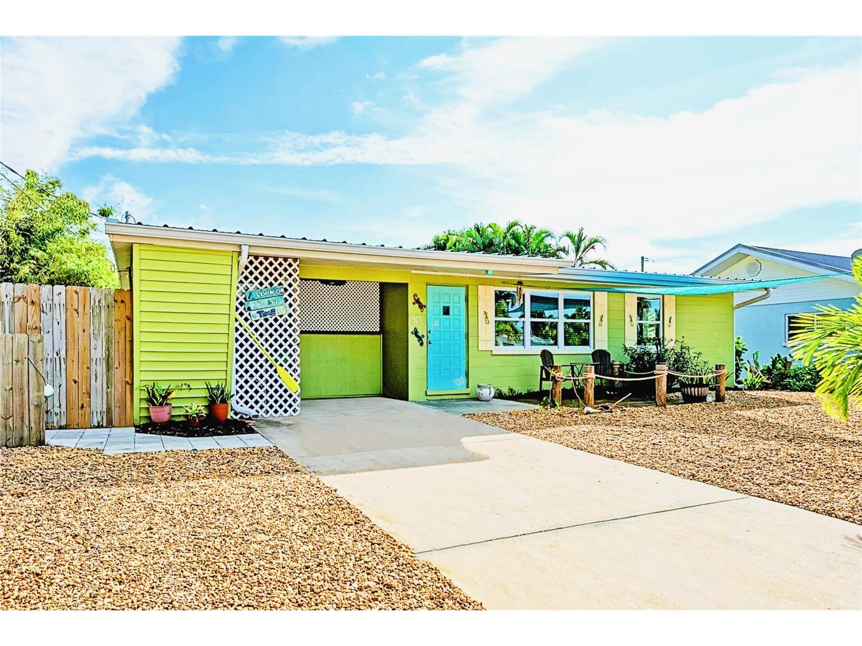 503 Bayview Drive Holmes Beach FL 34217 A4676121 image1