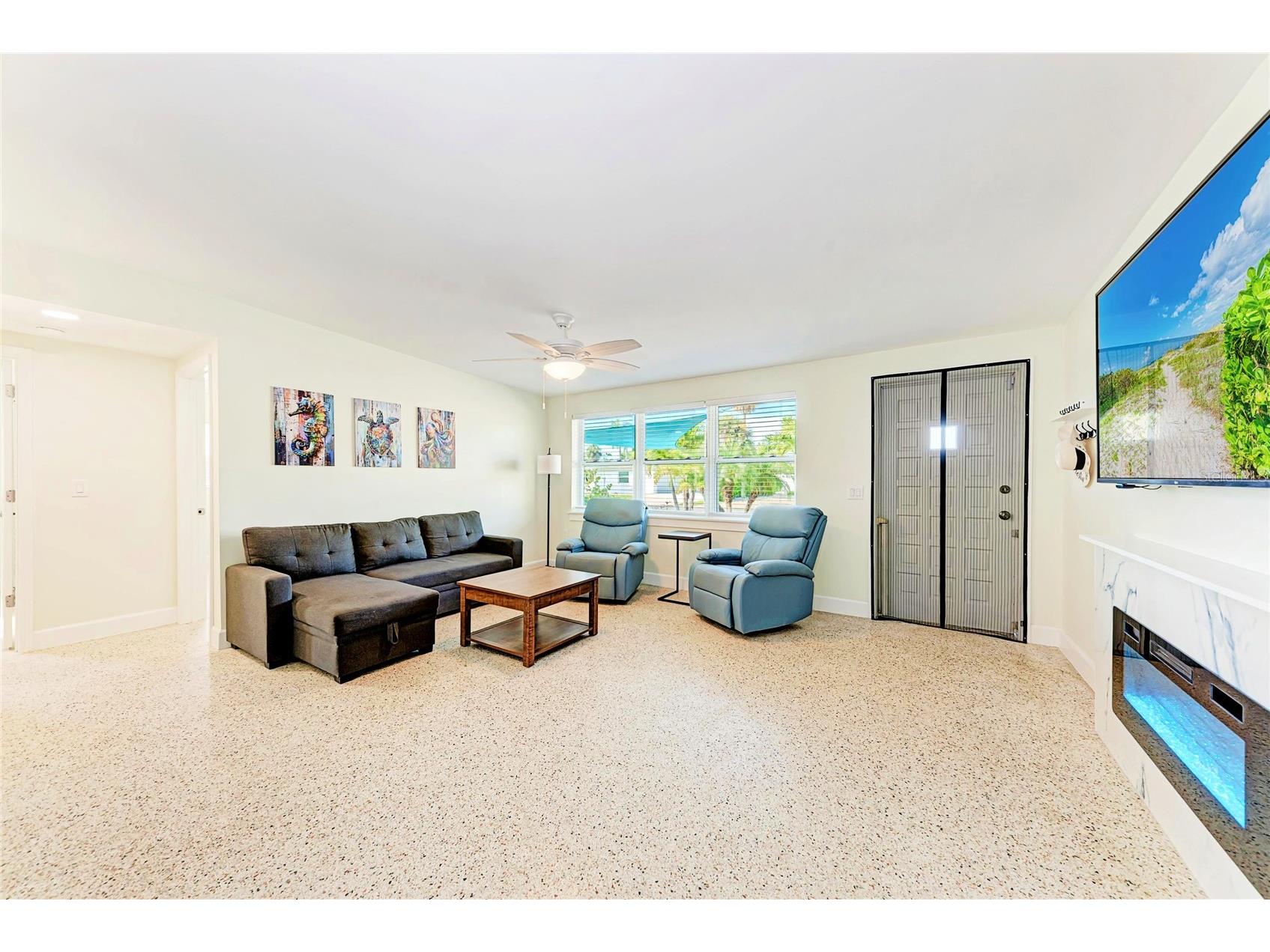 503 Bayview Drive Holmes Beach FL 34217 A4676121 image12