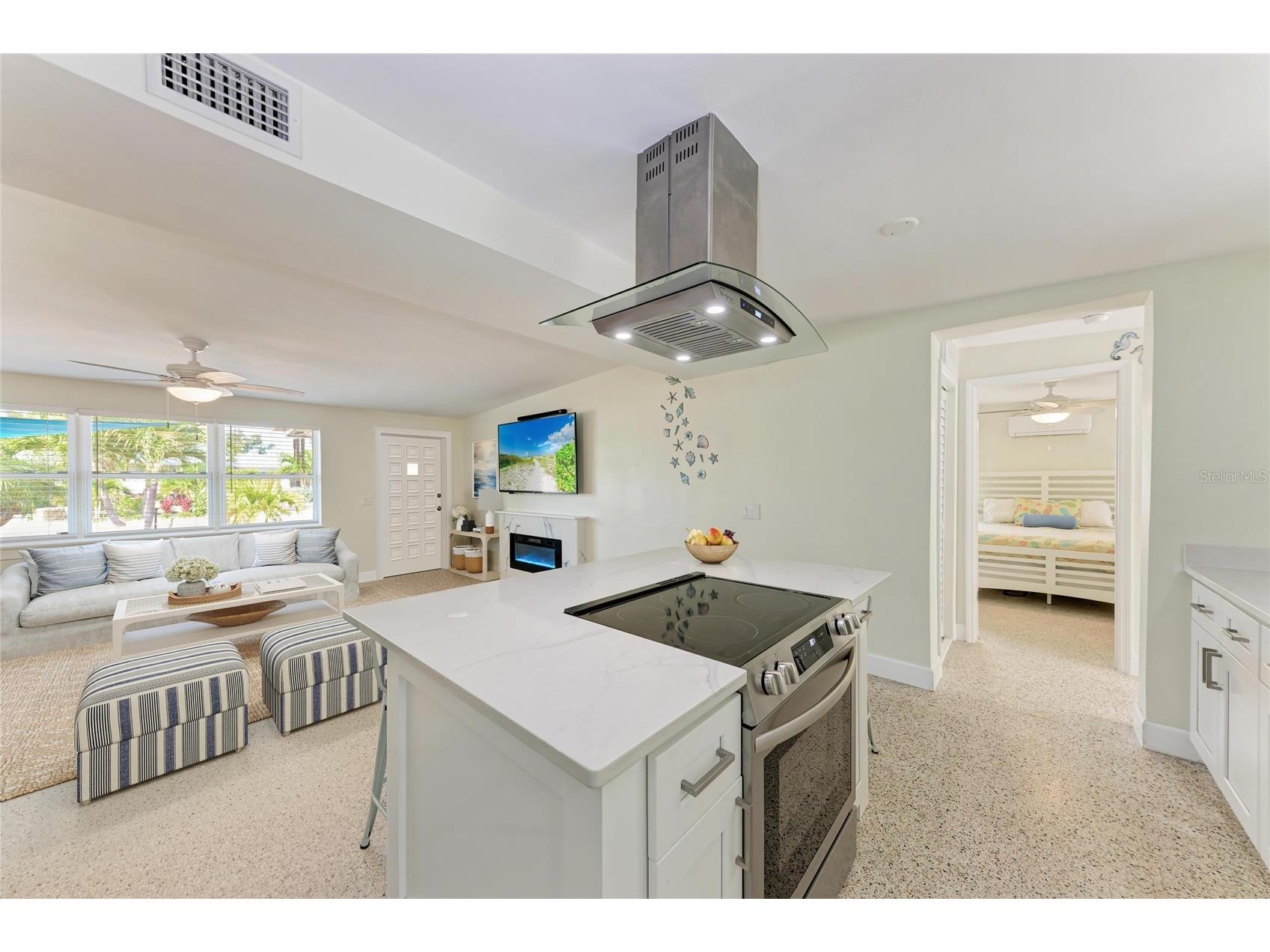 503 Bayview Drive Holmes Beach FL 34217 A4676121 image15