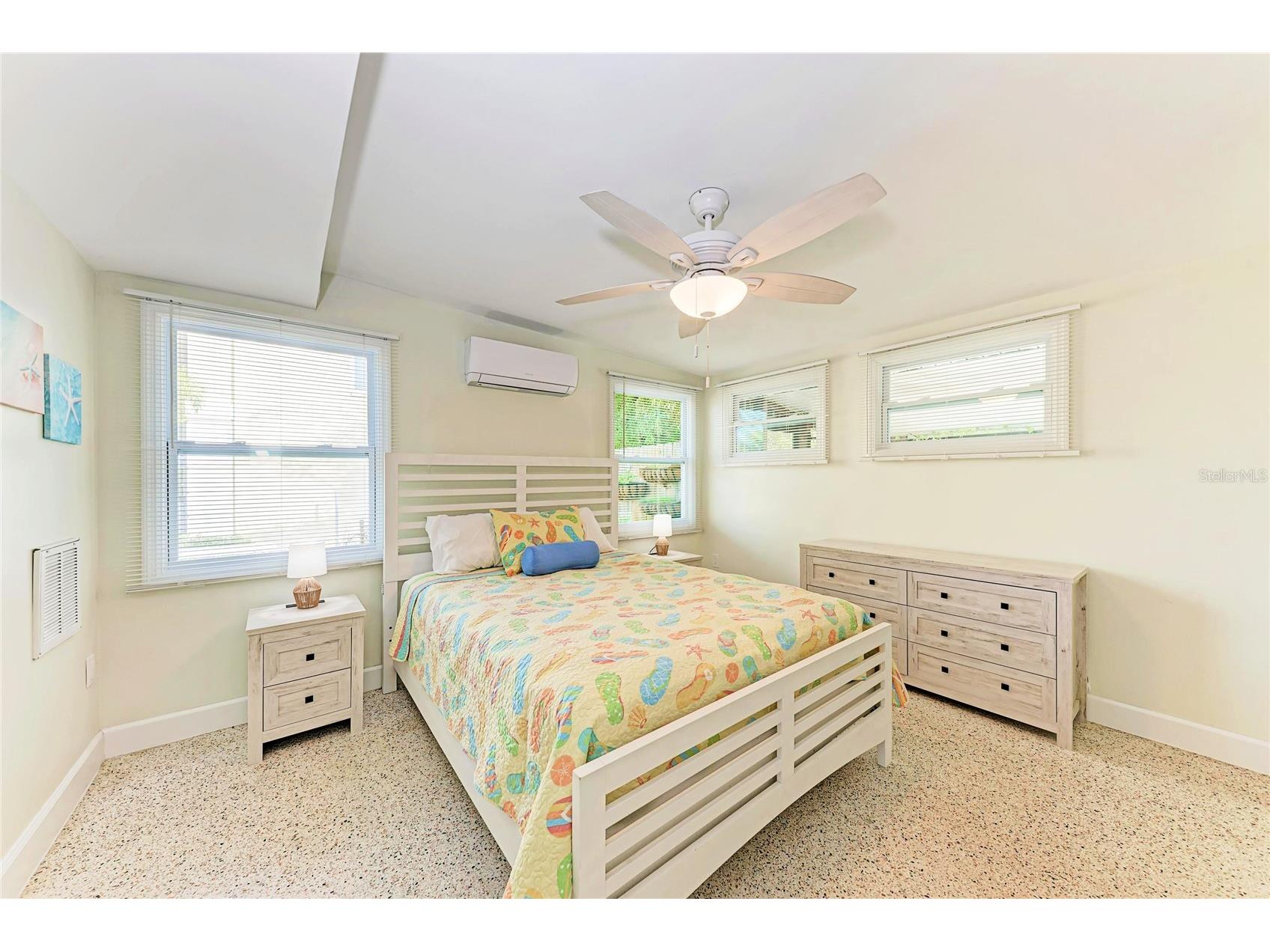 503 Bayview Drive Holmes Beach FL 34217 A4676121 image20