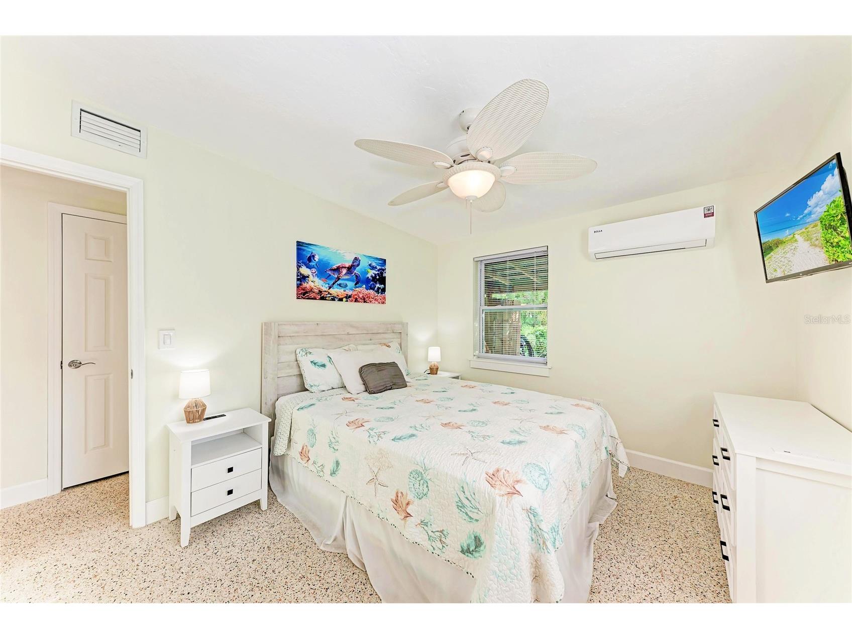 503 Bayview Drive Holmes Beach FL 34217 A4676121 image25
