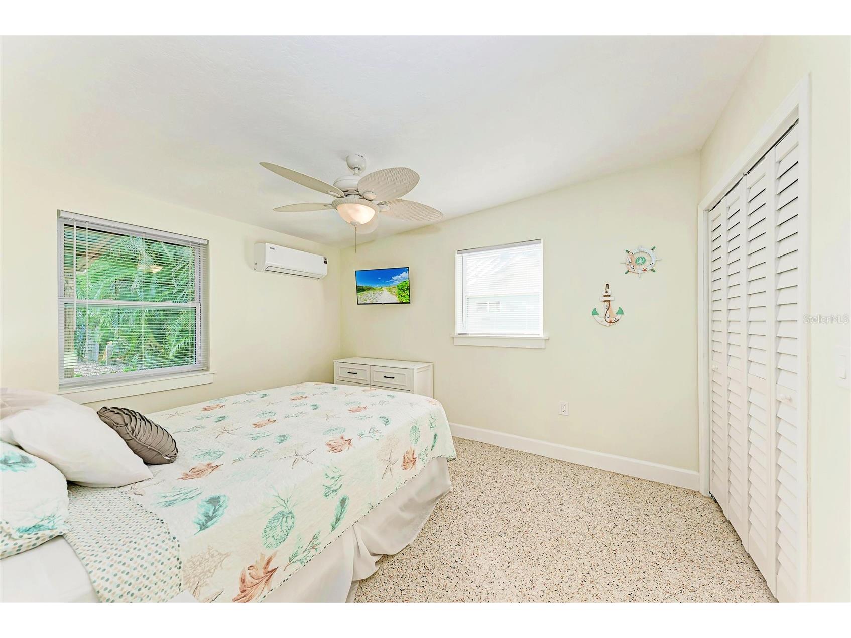 503 Bayview Drive Holmes Beach FL 34217 A4676121 image26