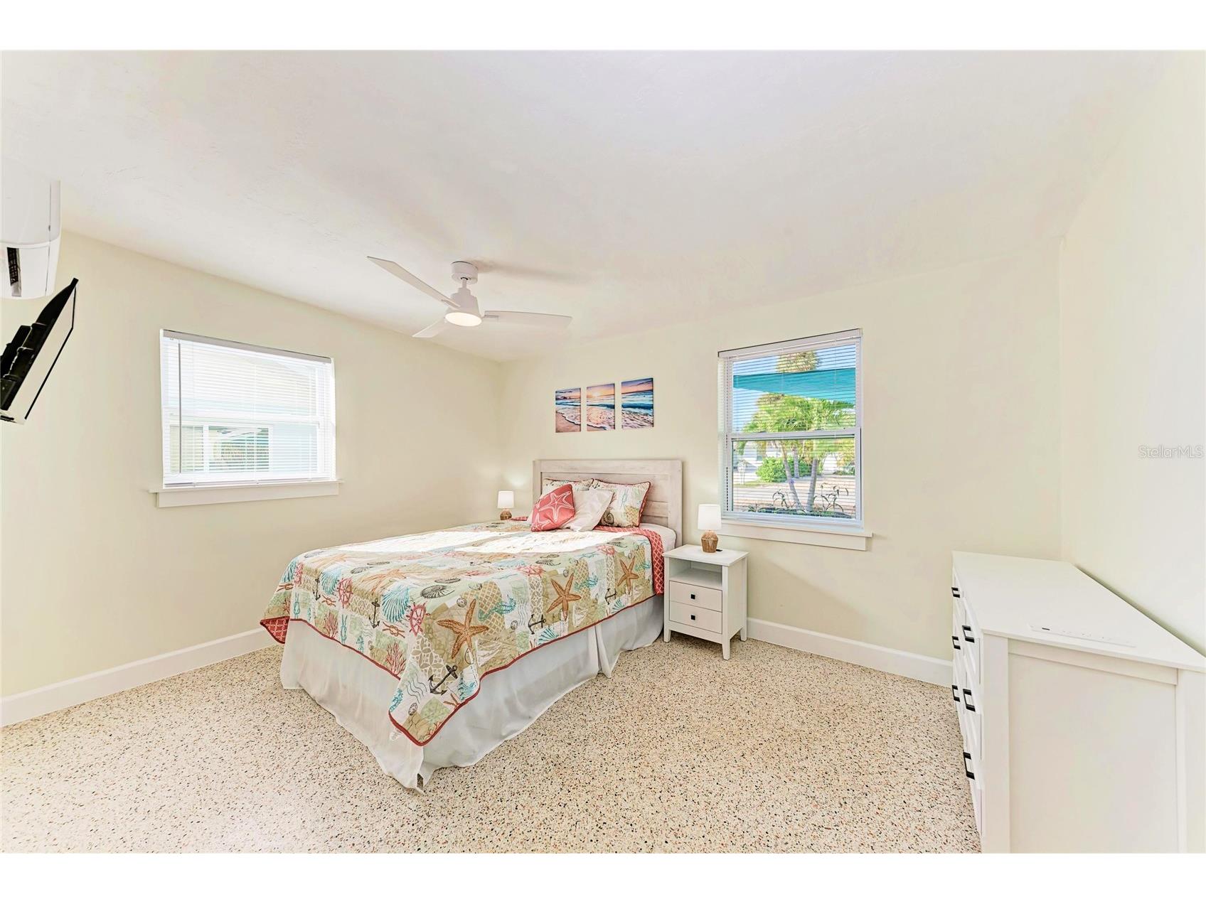 503 Bayview Drive Holmes Beach FL 34217 A4676121 image28
