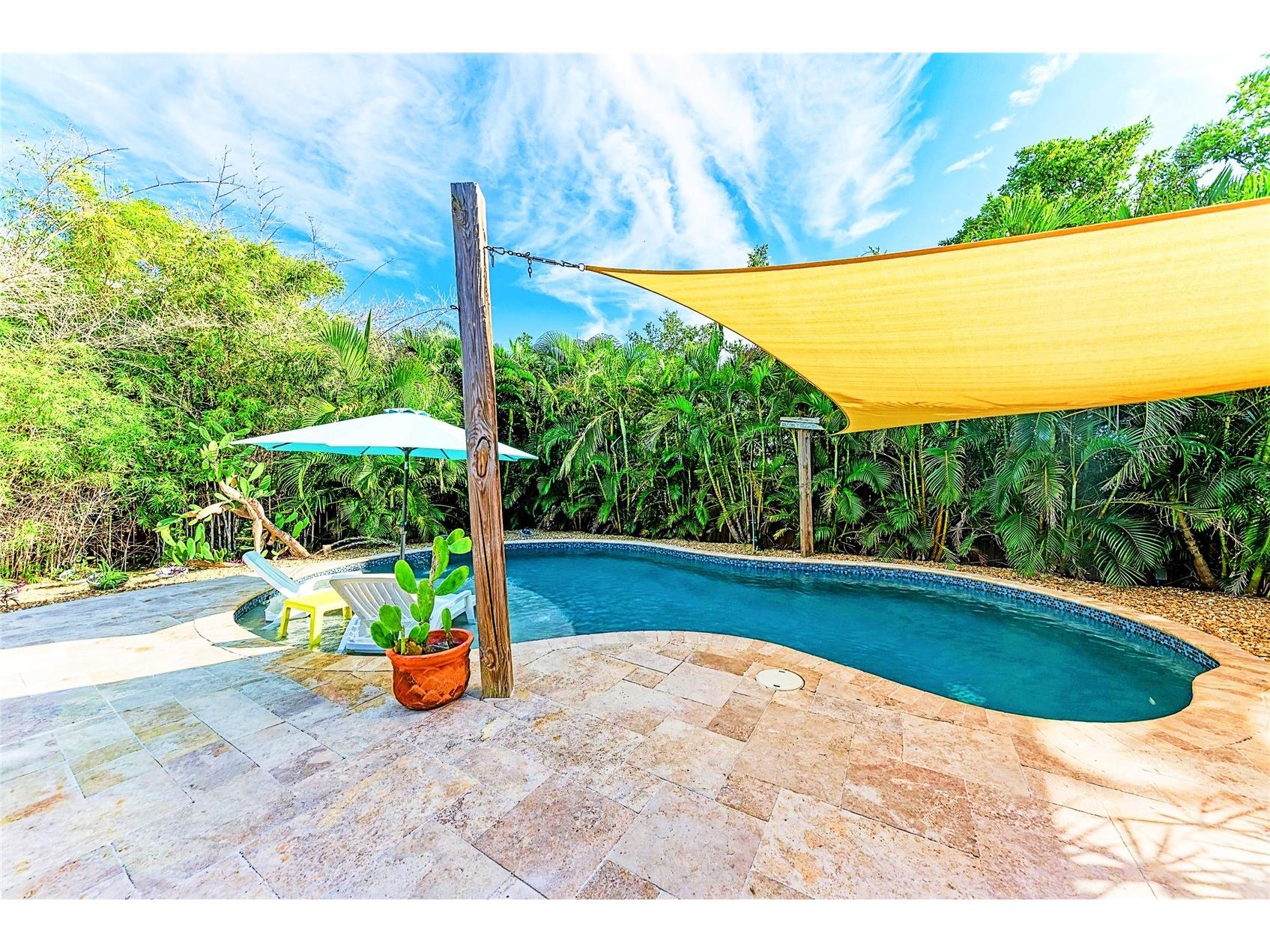 503 Bayview Drive Holmes Beach FL 34217 A4676121 image39