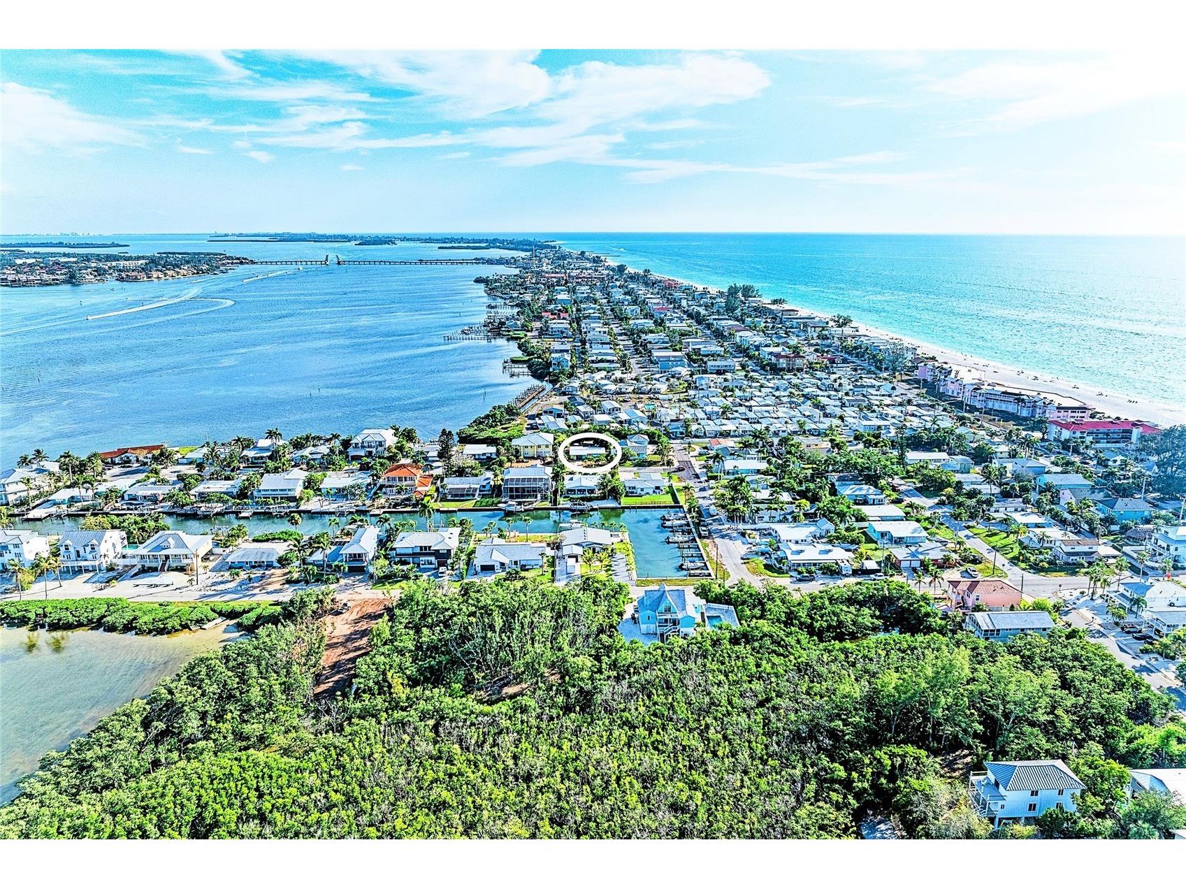 503 Bayview Drive Holmes Beach FL 34217 A4676121 image48