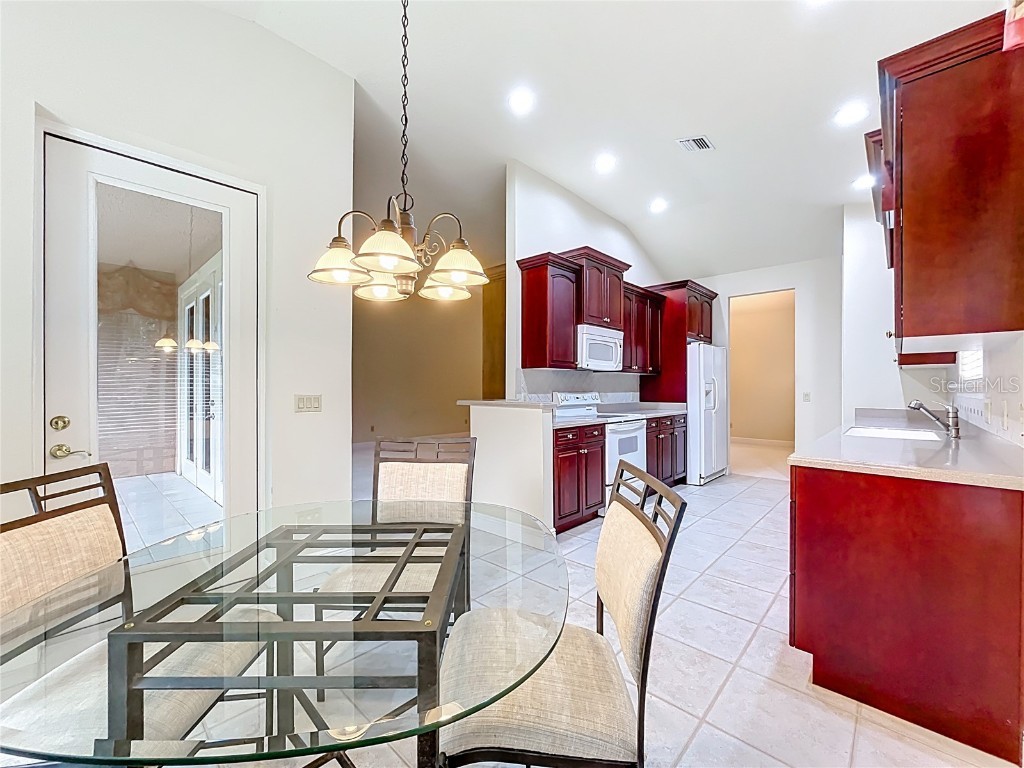 503 Camino Real Boulevard #503 Howey In The Hills FL 34737 V4944235 image19