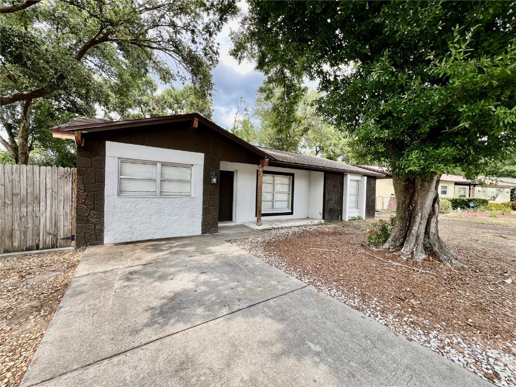 503 Falkirk Avenue Valrico FL 33594 T3531410 image1