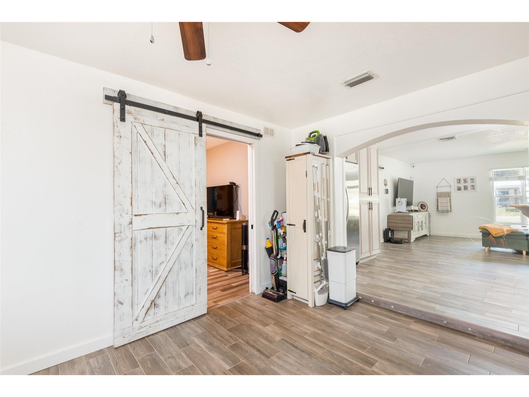 503 Hedge Row Road Brandon FL 33510 TB8512168 image14